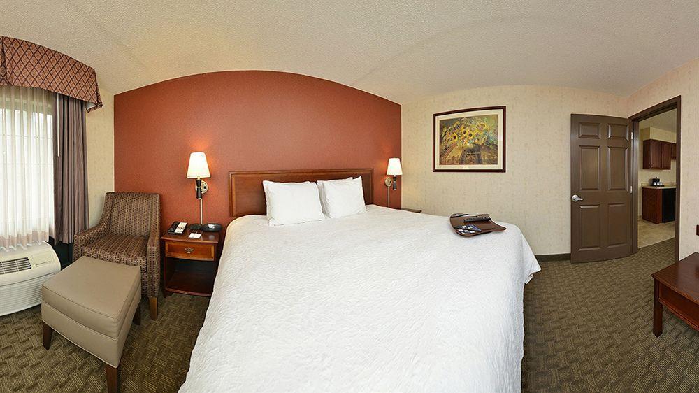 Hampton Inn East Aurora Exteriér fotografie