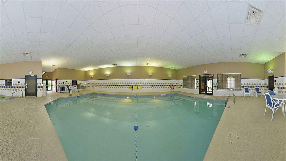 Hampton Inn East Aurora Exteriér fotografie